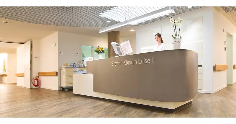 Hochmoderne Medzin kombiniert mit modernem Innendesign