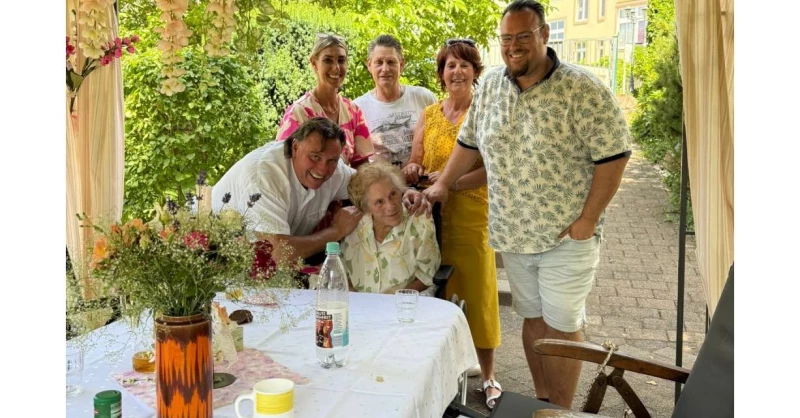 Dieses Jahr dürfen wir 3 * 100 Jahre feiern, der dritte steht uns kurz bevor.