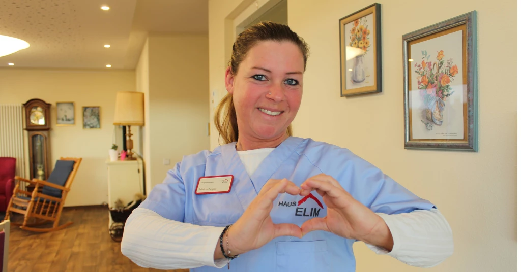 Pflegefachkraft (m/w/d) - Komm in unser Team in Erbstetten!