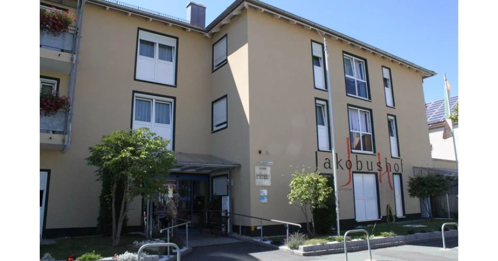 Starte bei uns im Jakobushof Seniorenpflegeheim als Pflegefachkraft (m/w/d) 