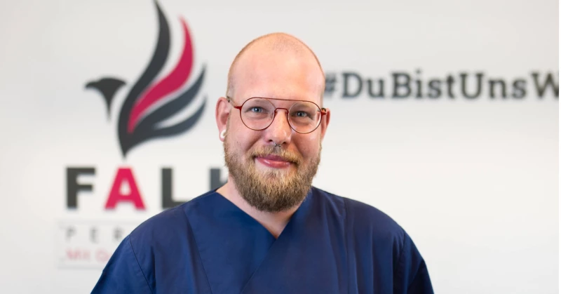 Falk-Pflegeprofi Björn sagt: